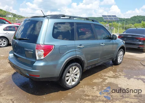 2011 Subaru Forester 2.5X Premium z USA, uszkodzony, nr VIN JF2SHADC3BH769271